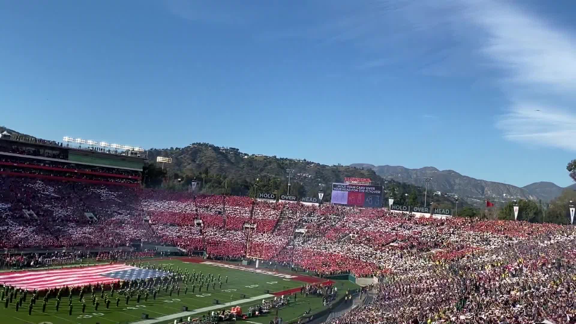 阿扎伦卡重返赛场，持续失利首场状态出色，阿森纳观众沸腾！