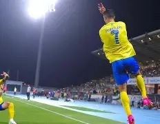 关于世锦赛半决赛爆出冷门！利雅得新月绝杀利物浦，争冠形势突变的信息